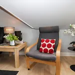 Kirkby House Semesterbostad